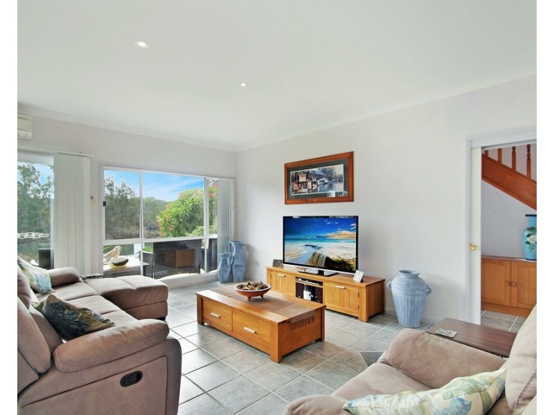 69 Jacobs Drive, Sussex Inlet NSW 2540