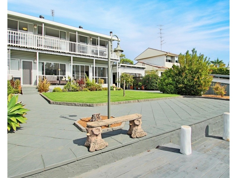 69 Jacobs Drive, Sussex Inlet NSW 2540