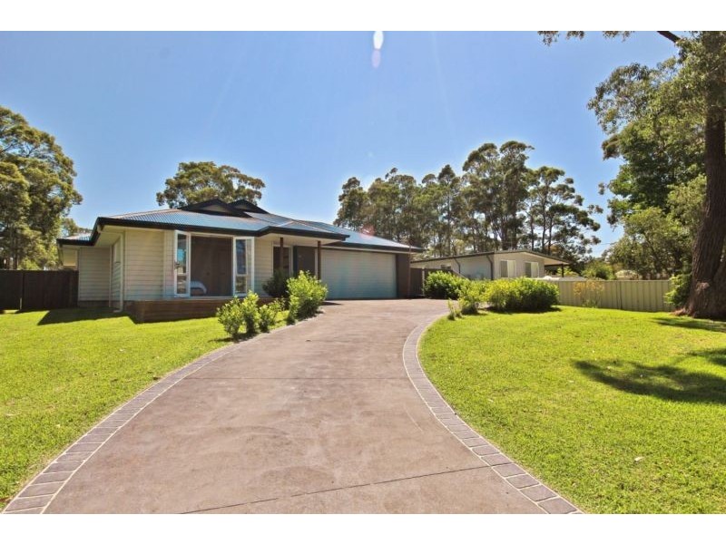33 Second Avenue, Erowal Bay NSW 2540