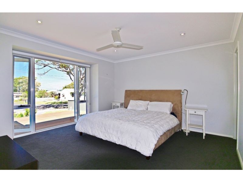33 Second Avenue, Erowal Bay NSW 2540