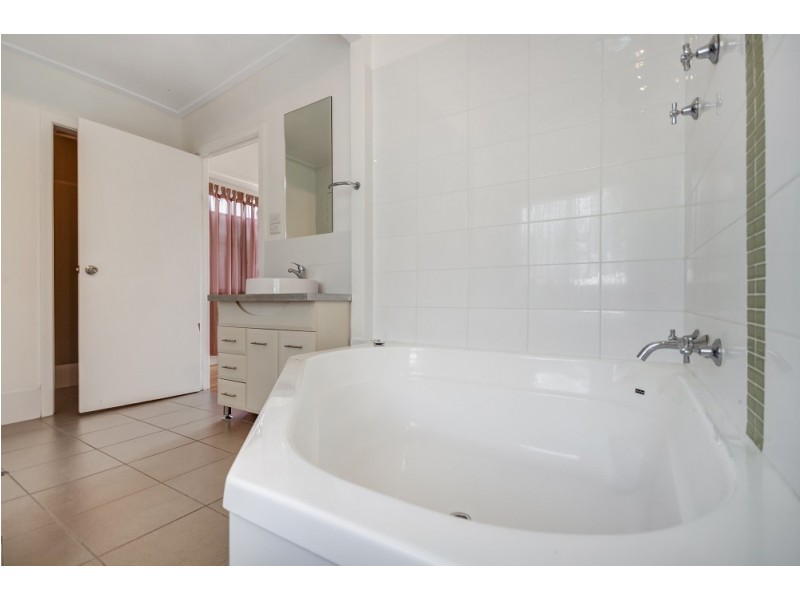 53 Macleans Point Road, Sanctuary Point NSW 2540