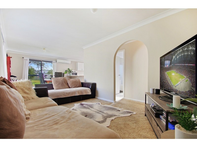 25 Fitzpatrick Street, Old Erowal Bay NSW 2540