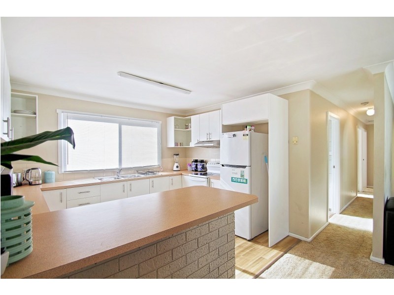 25 Fitzpatrick Street, Old Erowal Bay NSW 2540