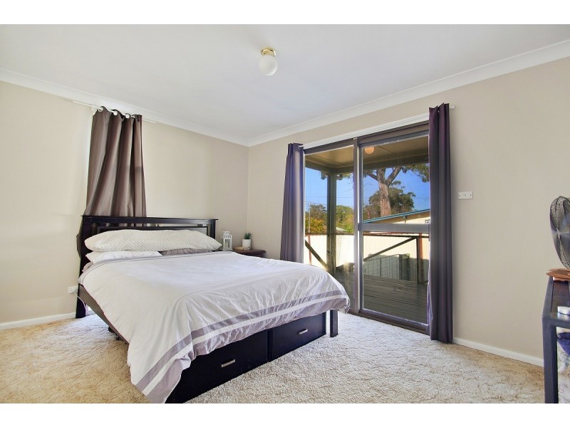 25 Fitzpatrick Street, Old Erowal Bay NSW 2540