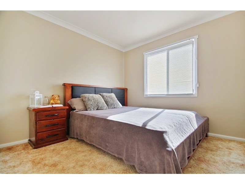 25 Fitzpatrick Street, Old Erowal Bay NSW 2540
