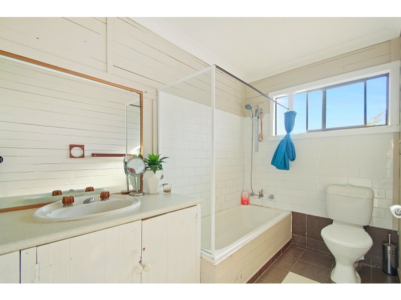 25 Fitzpatrick Street, Old Erowal Bay NSW 2540