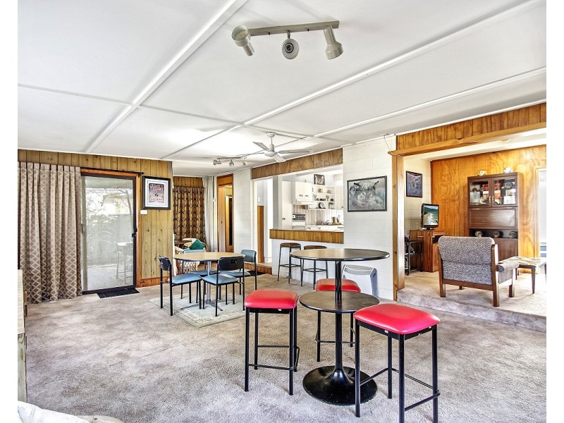146 Tallyan Point Road, Basin View NSW 2540