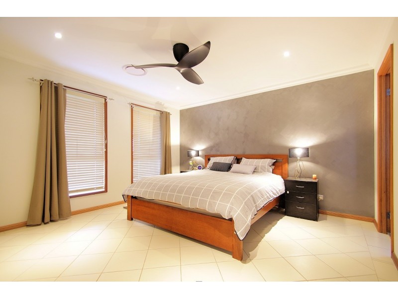 6 Carver Court, St Georges Basin NSW 2540