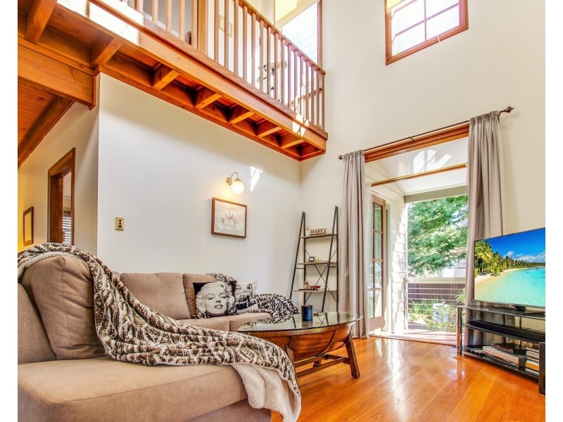 7 Marlin Place, Sussex Inlet NSW 2540
