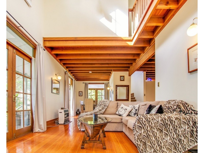 7 Marlin Place, Sussex Inlet NSW 2540