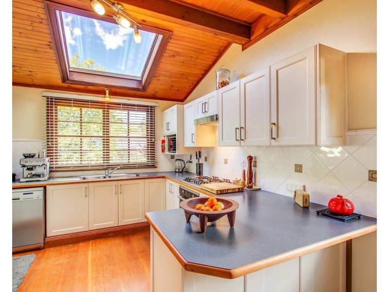 7 Marlin Place, Sussex Inlet NSW 2540