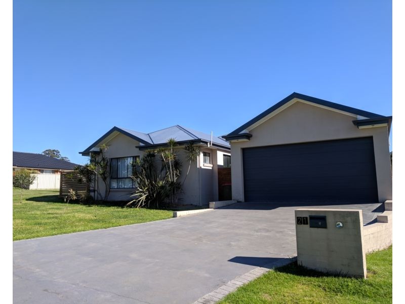 21 Maxwell Crescent, Sanctuary Point NSW 2540