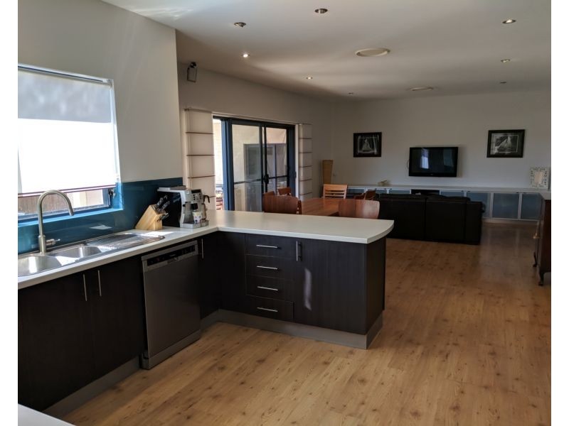 21 Maxwell Crescent, Sanctuary Point NSW 2540