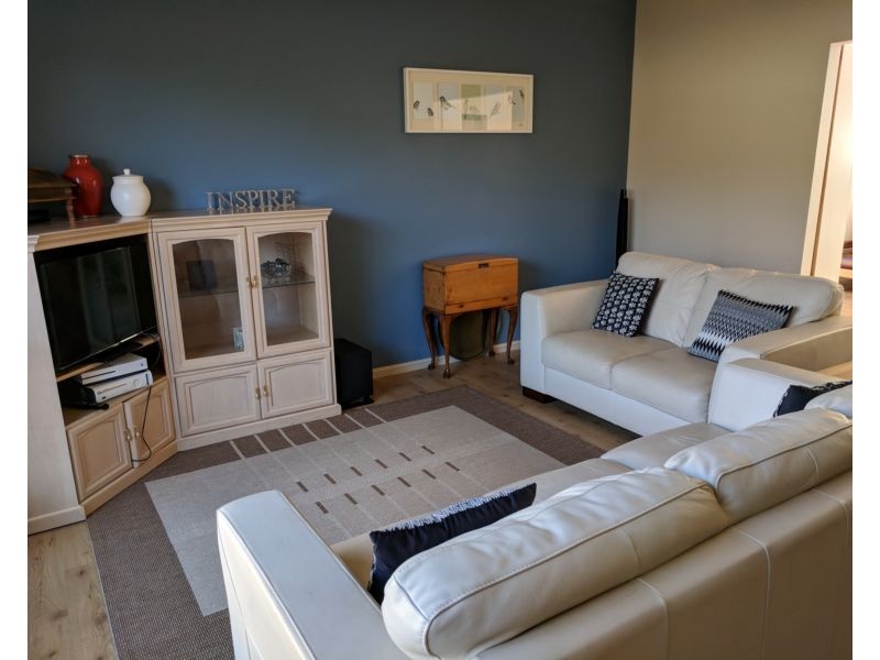 21 Maxwell Crescent, Sanctuary Point NSW 2540
