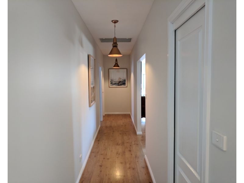 21 Maxwell Crescent, Sanctuary Point NSW 2540