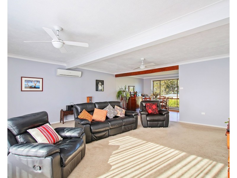 122 Tallyan Point Road, Basin View NSW 2540