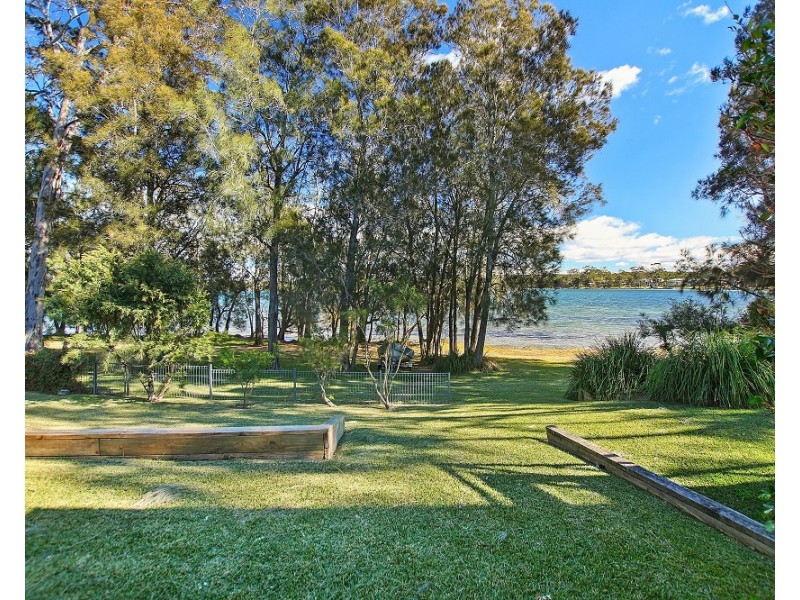 23 Lachlan Crescent, St Georges Basin NSW 2540