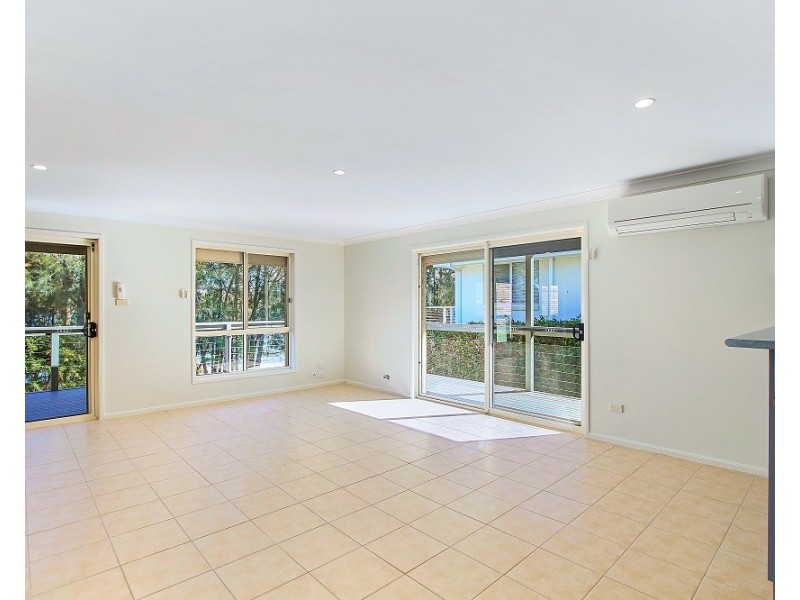 23 Lachlan Crescent, St Georges Basin NSW 2540