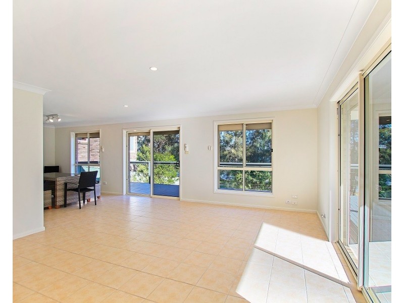 23 Lachlan Crescent, St Georges Basin NSW 2540