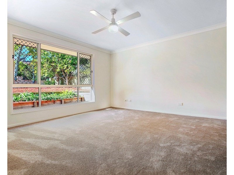 23 Lachlan Crescent, St Georges Basin NSW 2540