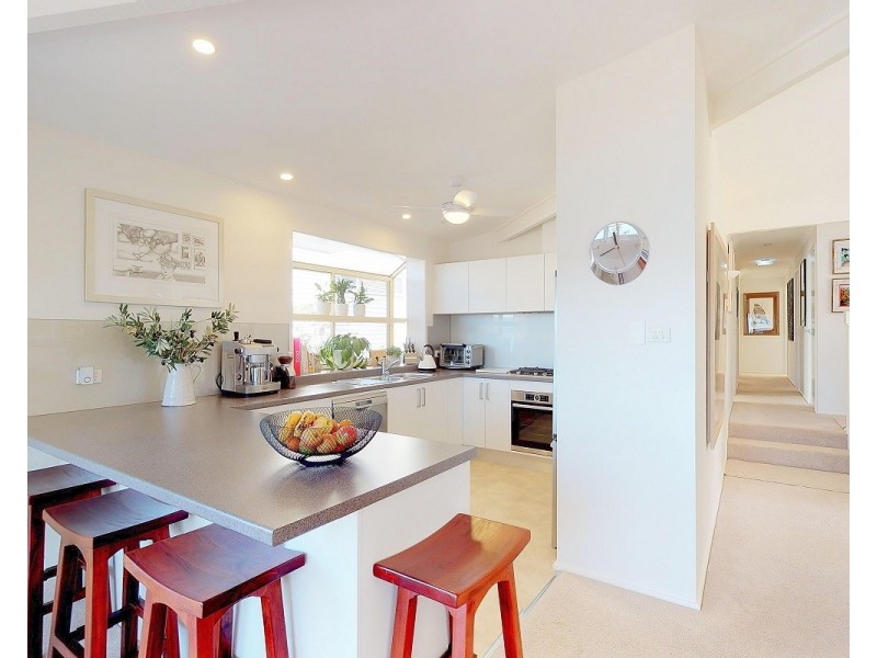 136 Sanctuary Point Road, Sanctuary Point NSW 2540