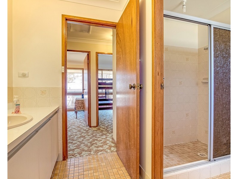 82 Walmer Avenue, Sanctuary Point NSW 2540