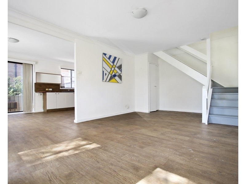 1/5 Campbell Place, Nowra NSW 2541