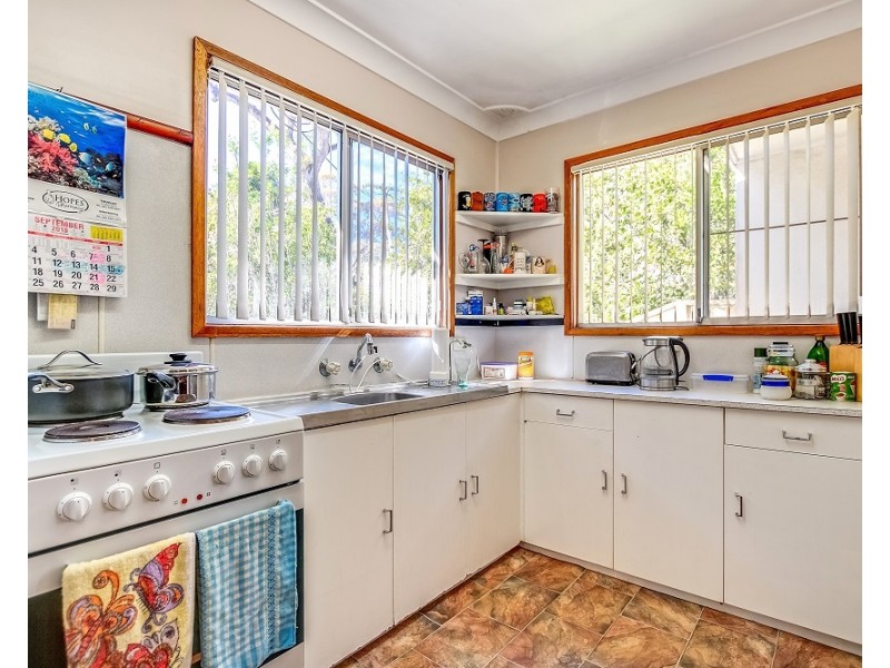 115 Elizabeth Drive, Vincentia NSW 2540