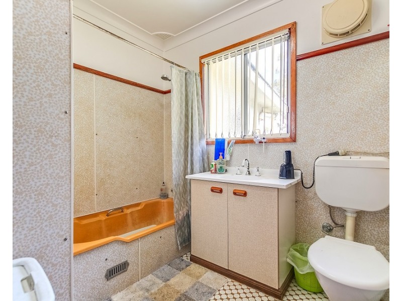 115 Elizabeth Drive, Vincentia NSW 2540