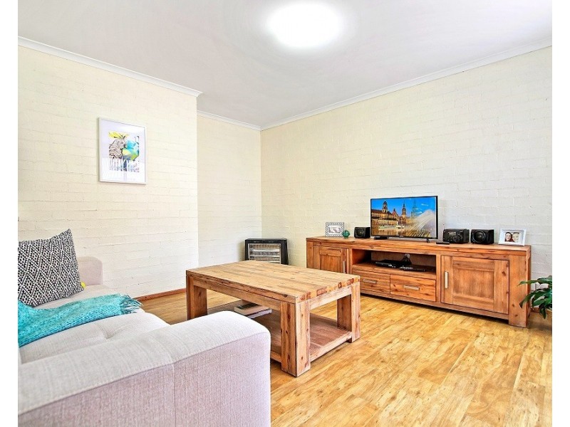 1/9 The Lake Circuit, Culburra Beach NSW 2540