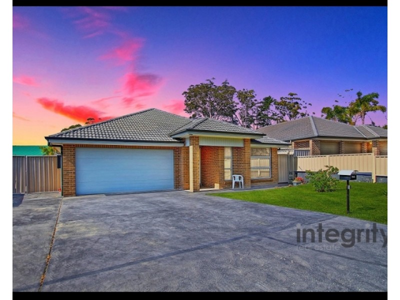 15 Avro Avenue, Sanctuary Point NSW 2540