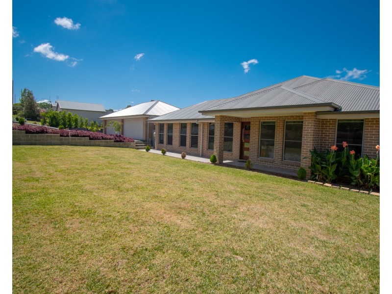 14 Bellfield Place, Tomerong NSW 2540