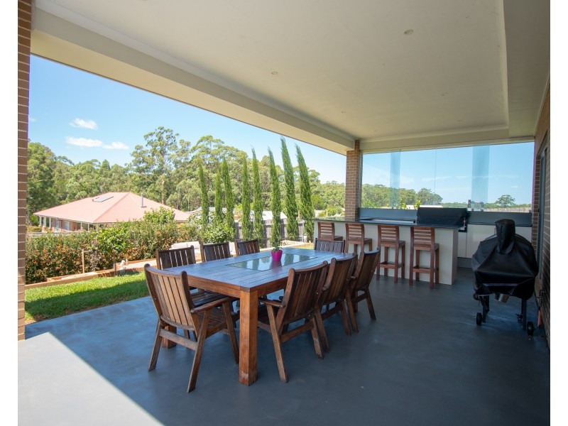 14 Bellfield Place, Tomerong NSW 2540