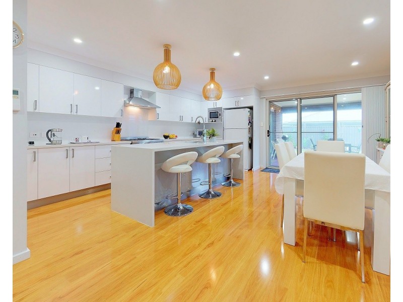 37 Summercloud Crescent, Vincentia NSW 2540