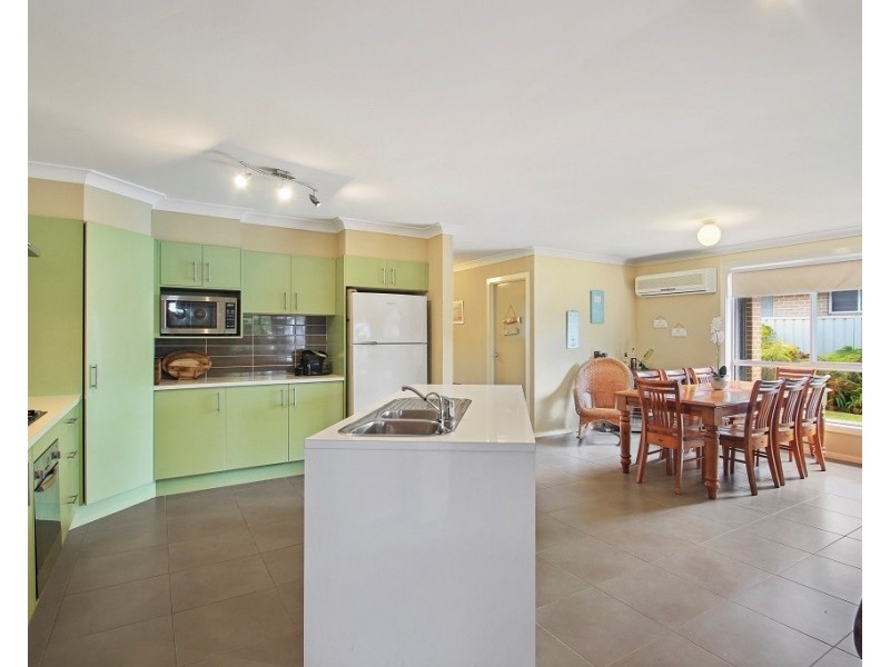 39 Turvey Crescent, St Georges Basin NSW 2540
