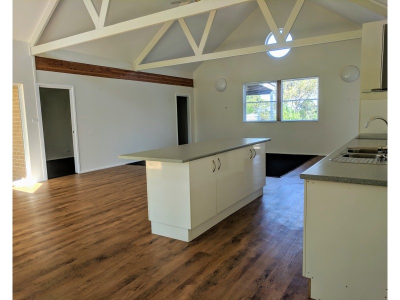11 Saumarez Street, Vincentia NSW 2540