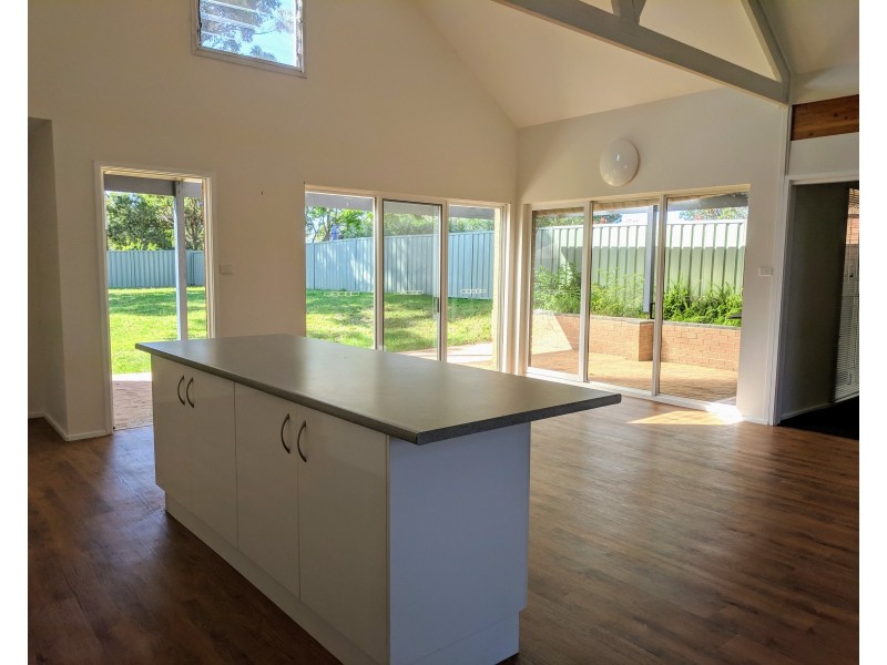 11 Saumarez Street, Vincentia NSW 2540