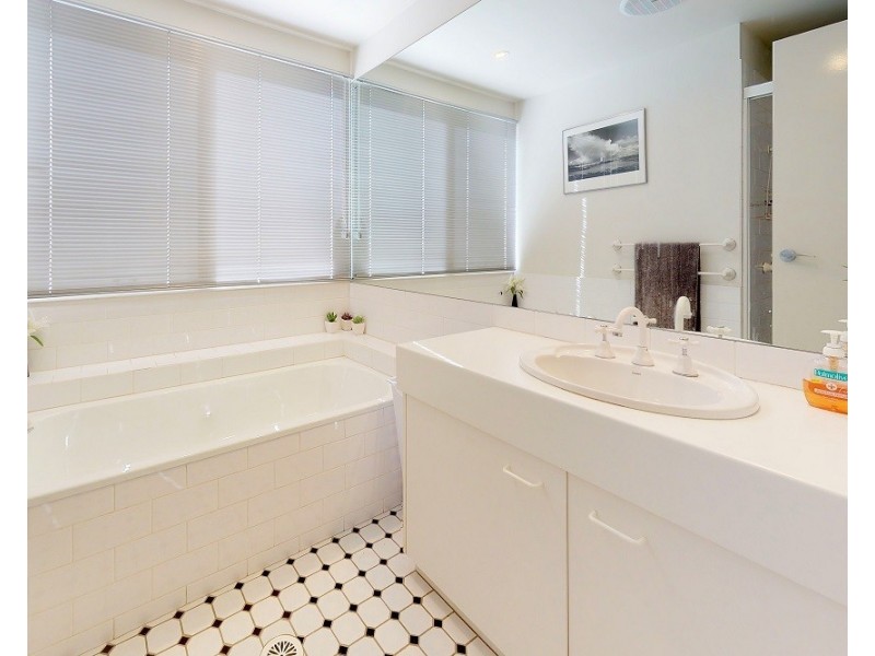 359A Btu Road, Nowra Hill NSW 2540