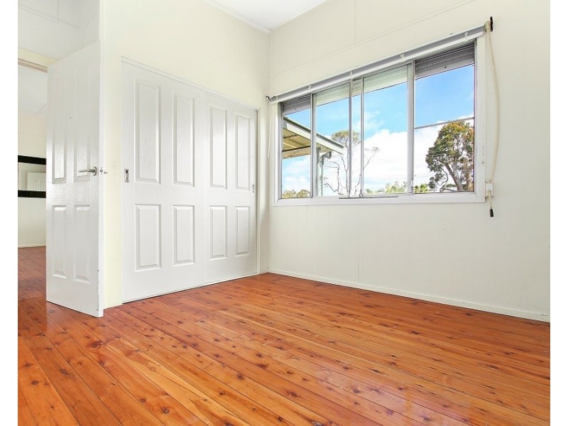 6 St Georges Road, St Georges Basin NSW 2540