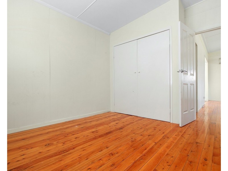 6 St Georges Road, St Georges Basin NSW 2540