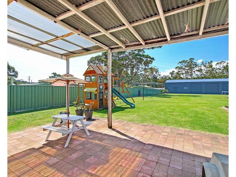 6 St Georges Road, St Georges Basin NSW 2540