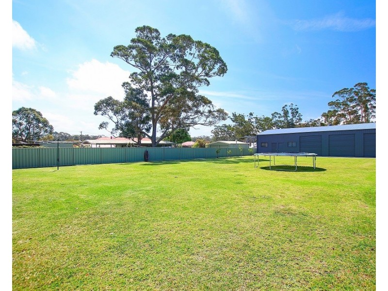 6 St Georges Road, St Georges Basin NSW 2540