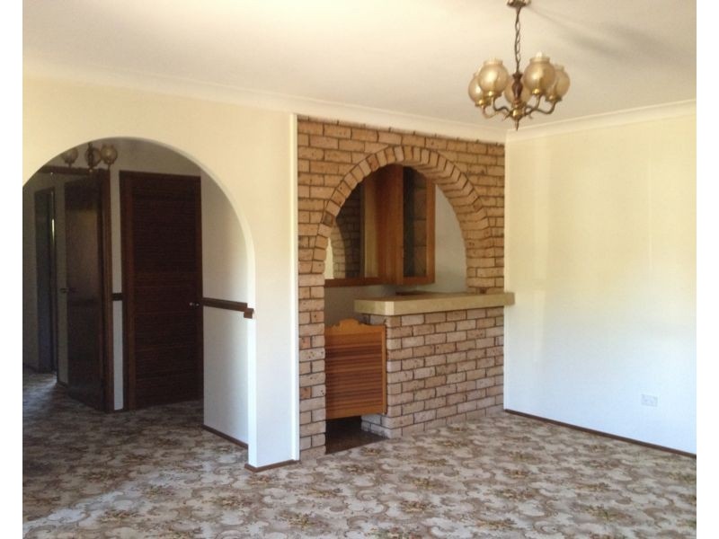 8 Waddell Street, Huskisson NSW 2540