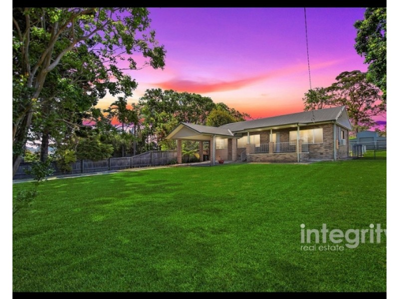 16 St Georges Road, St Georges Basin NSW 2540