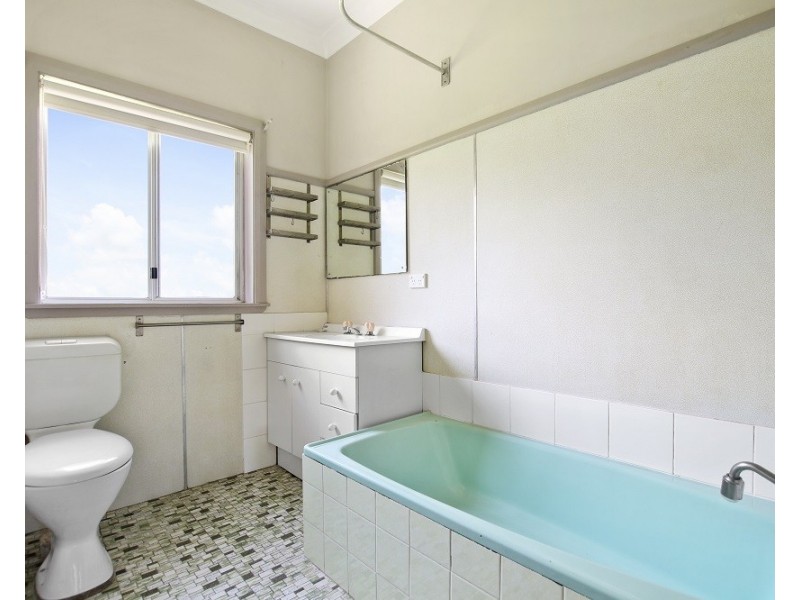 16 St Georges Road, St Georges Basin NSW 2540