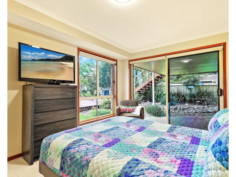 5 Collett Place, St Georges Basin NSW 2540