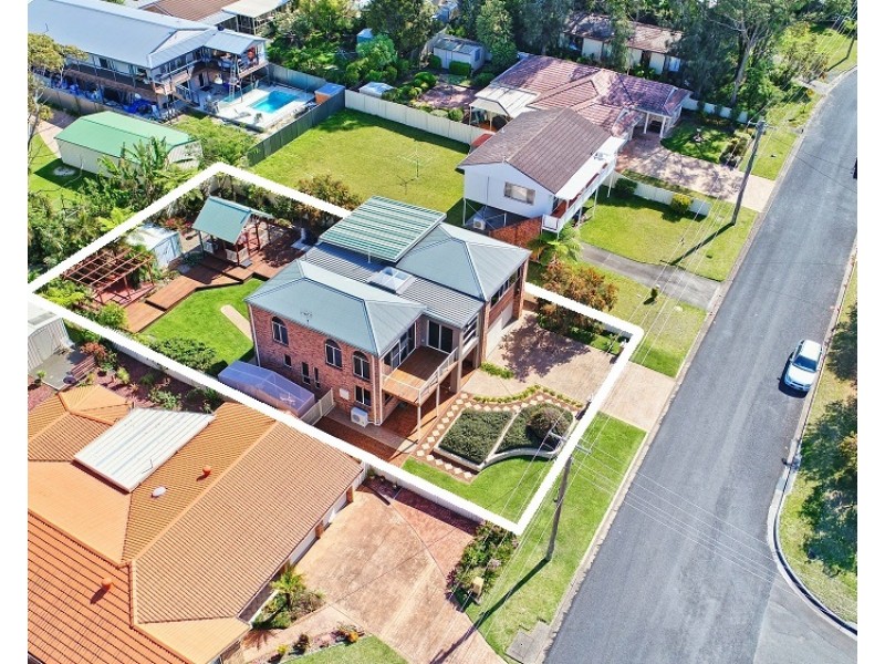 5 Collett Place, St Georges Basin NSW 2540