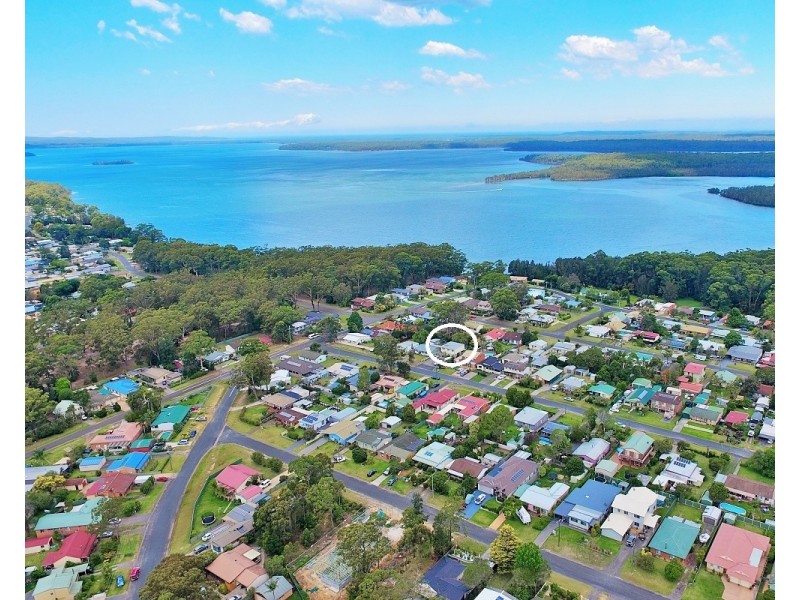 30 Dorothy Ave, Basin View NSW 2540