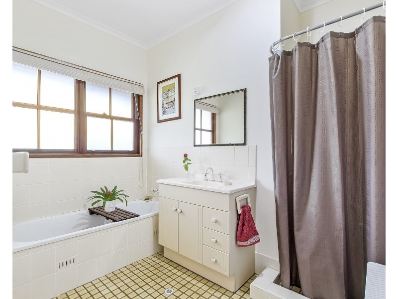 20 Seasongood Road, Woollamia NSW 2540