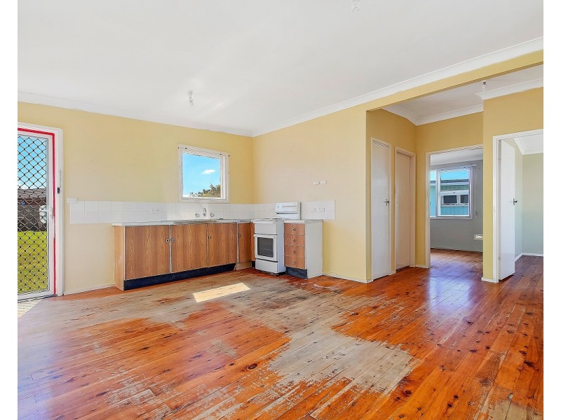 62 Sussex Inlet Road, Sussex Inlet NSW 2540